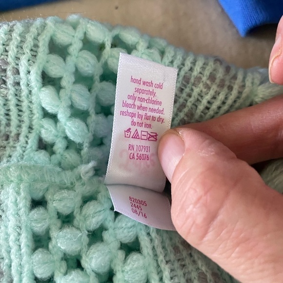 Justice Green and Gray Knit Scarf - Picture 7 of 8